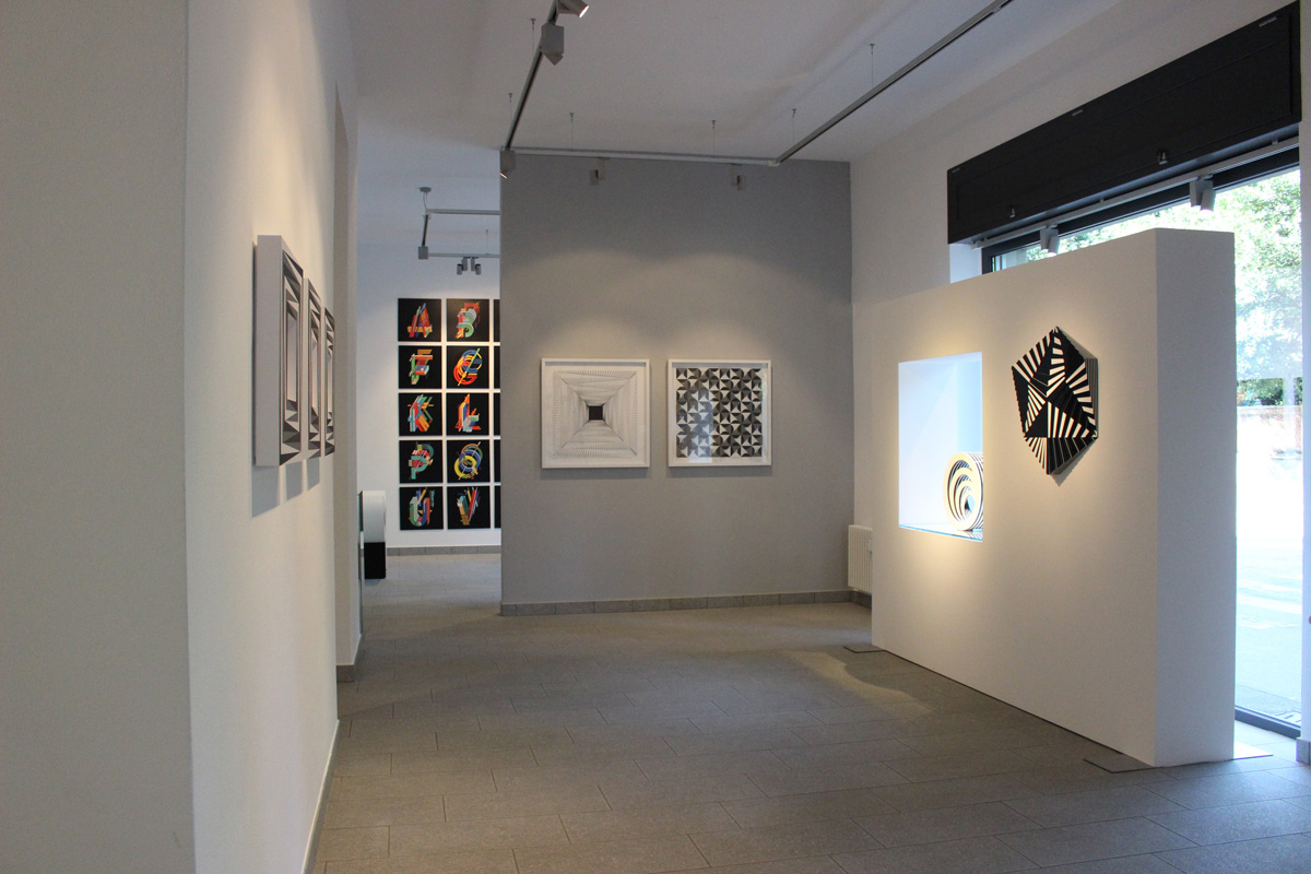 Marcello Morandini_Siamo forma, siamo colore, Allestimento mostra