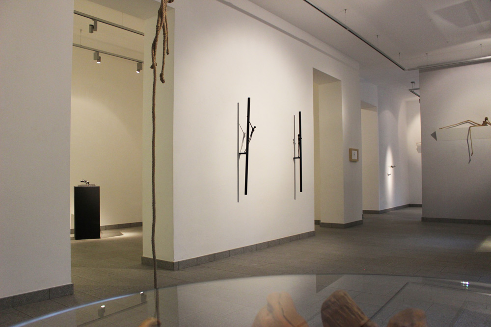 knockout, alex pinna, allestimento mostra