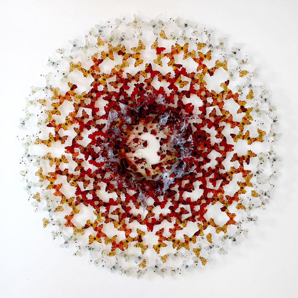 ANNALÙ, Dreamcatcher 42, 2017, resine, carta, inchiostri, cenere, 130 ø x 15 cm