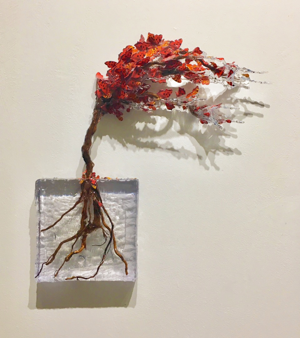 ANNALÙ, Fukinagashi red, 2018, vetroresina, carta, radici, inchiostro, cenere, 35 x 35 x 8 cm