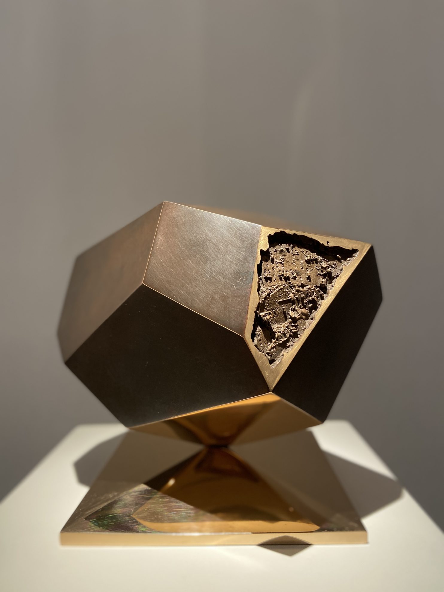 Nagatani Kyoji, Genesi nº3, 2018, bronzo, 21x26x17cm