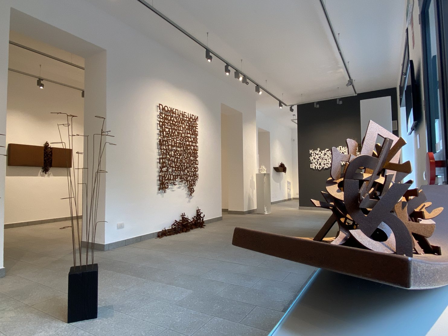 punto-sull-arte_riflettere_rudy pulcinelli_allestita_4468