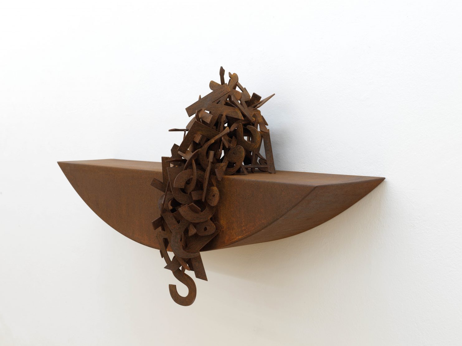 Pulcinelli Rudy, STATUS, 2016, acciaio corten, 34x120x47 cm
