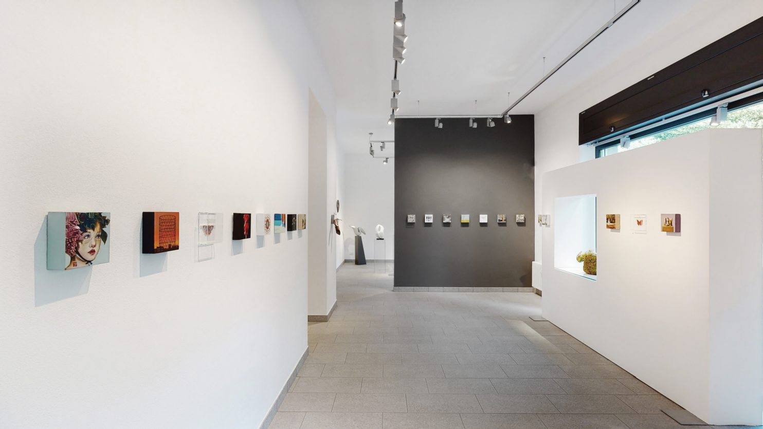 PUNTO-SULLARTE-Collezione-15x1520x20cm-20-Humanized-Forms-Group-Exhibitions-06132022_085850