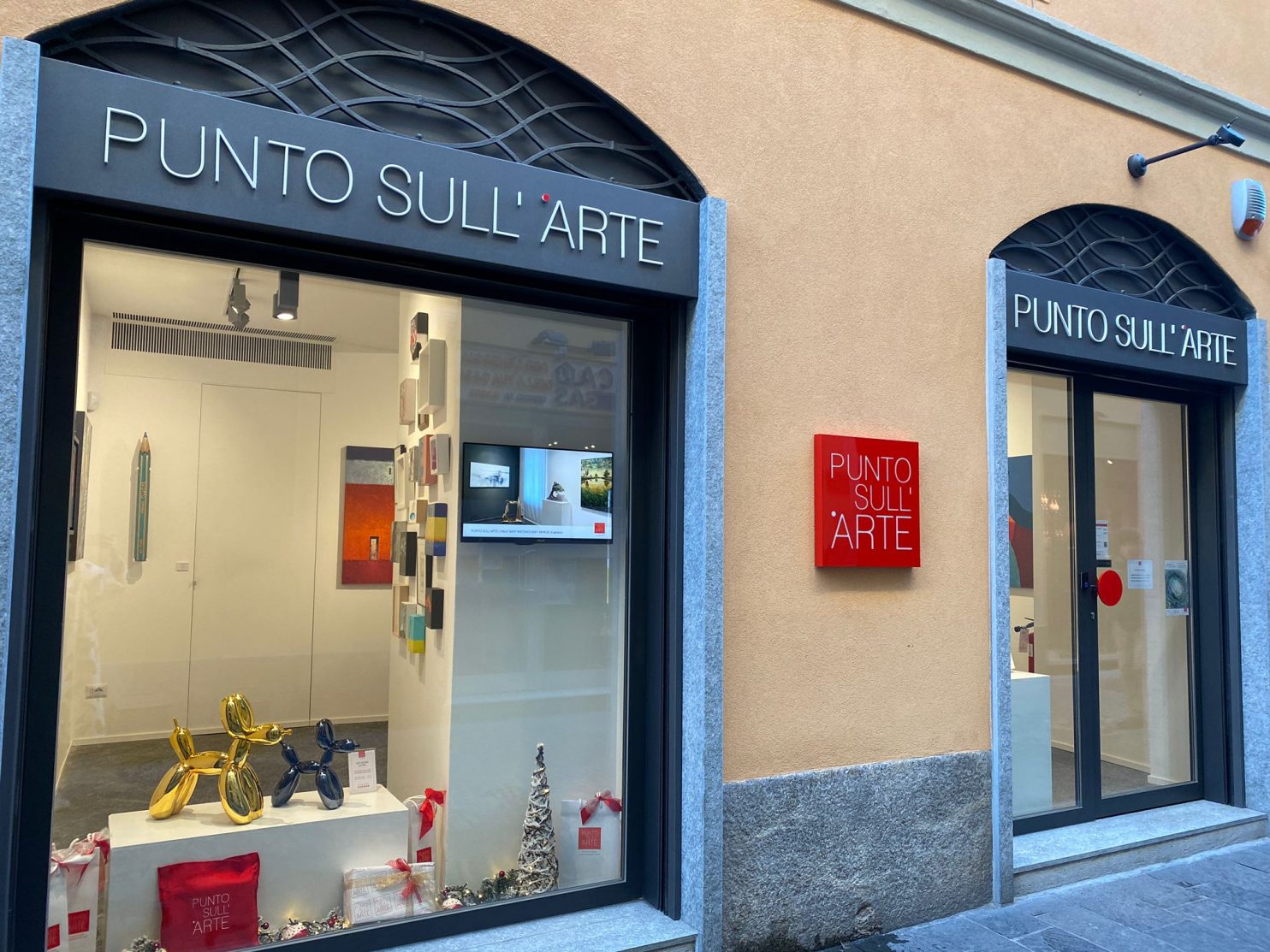 Natale orari vetrina puntosullarte