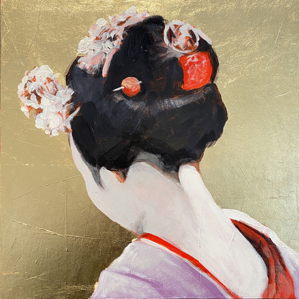 Golden Door VI di Tom Porta - Geisha di spalle su fondo dorato, tra silenzio e memoria. In mostra alla Galleria PUNTO SULL'ARTE di Varese, Italia.