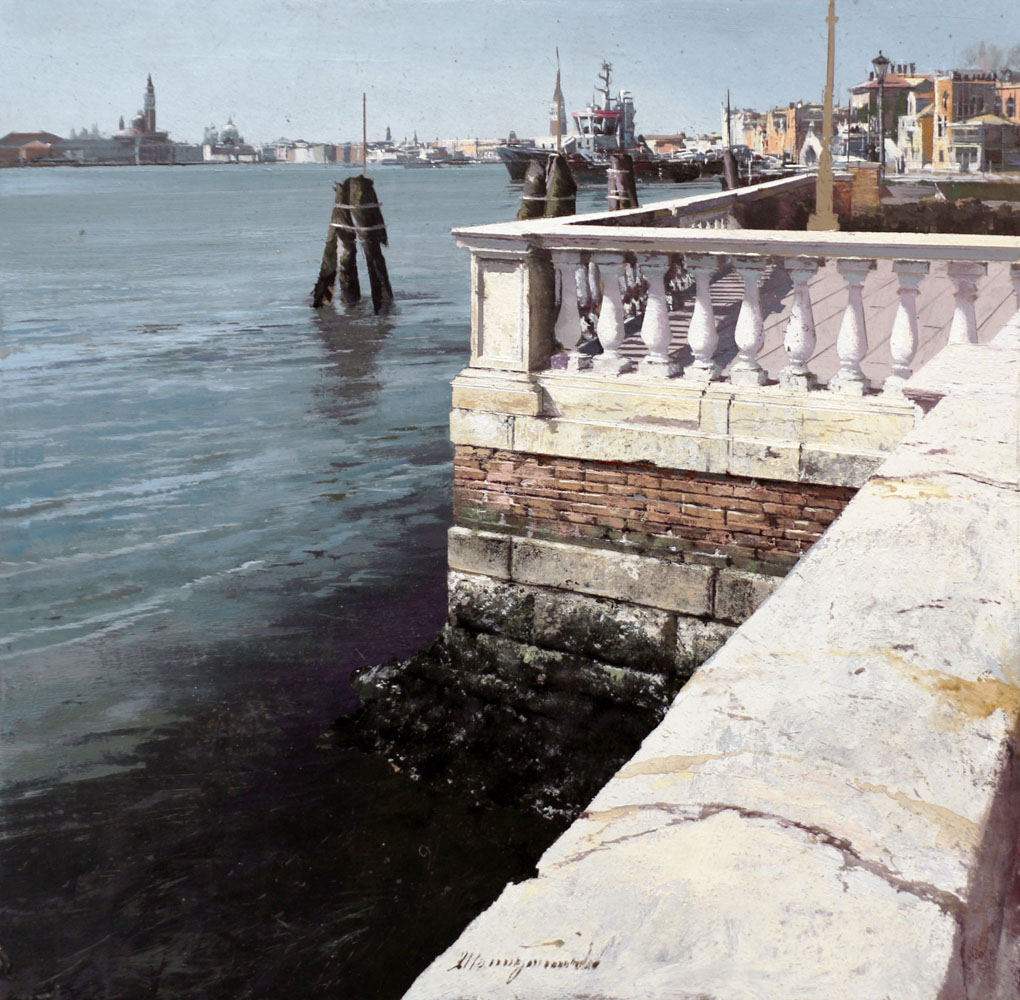 Riva degli Schiavoni di Matteo Massagrande – Uno scorcio della laguna veneziana tra acqua, architetture e luce sospesa. In mostra SOGLIE, Galleria PUNTO SULL’ARTE, Varese.